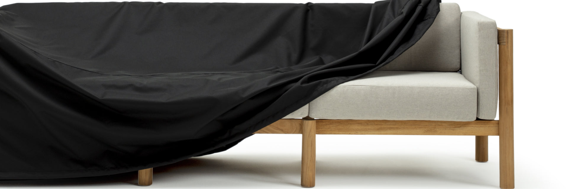 Keeping Warm: Outdoor Furniture Solutions for Cold Weather