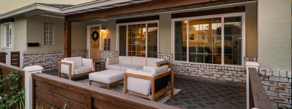 How to arrange patio furniture for the best outdoor living space
