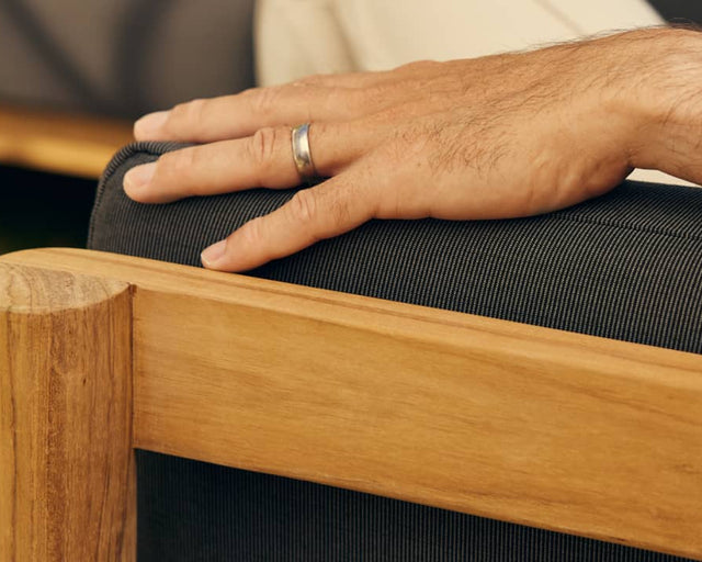 Your Guide to Choosing Long-Lasting Outdoor Furniture