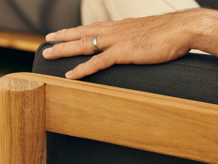 Your Guide to Choosing Long-Lasting Outdoor Furniture