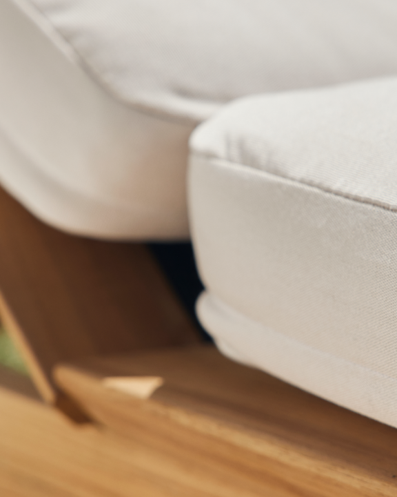 How to Choose the Best Material for Outdoor Furniture