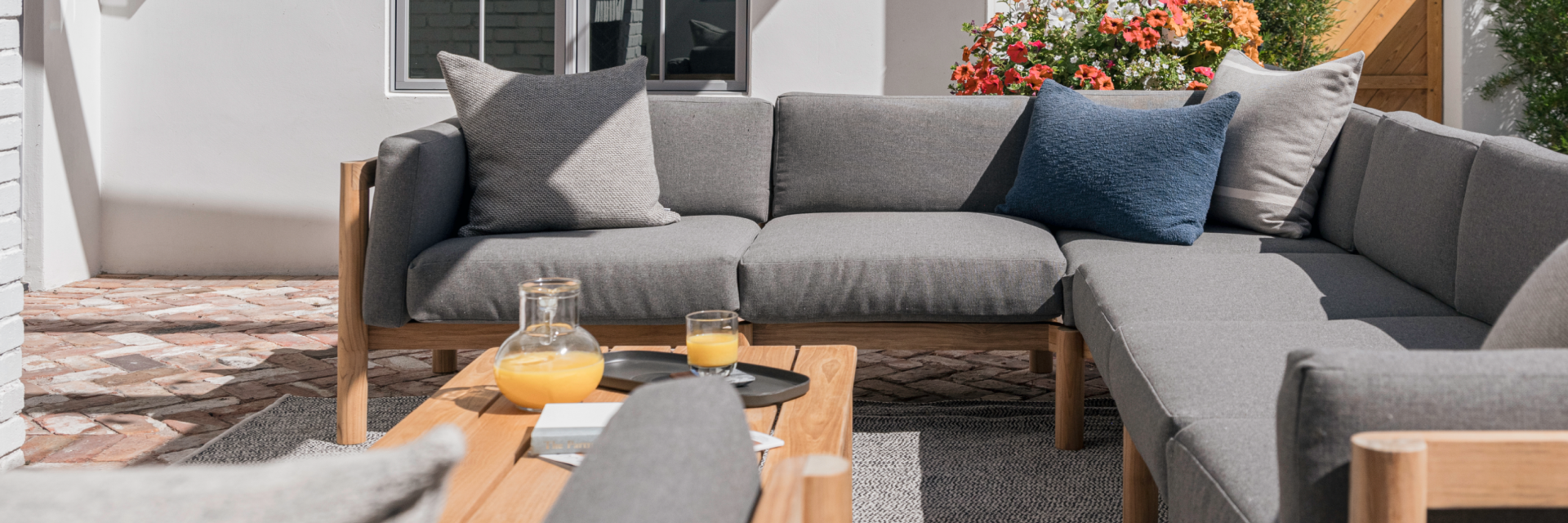 Haven Section in Charcoal