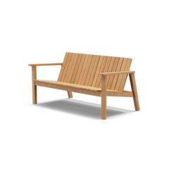 Low Bench, three-quarter view