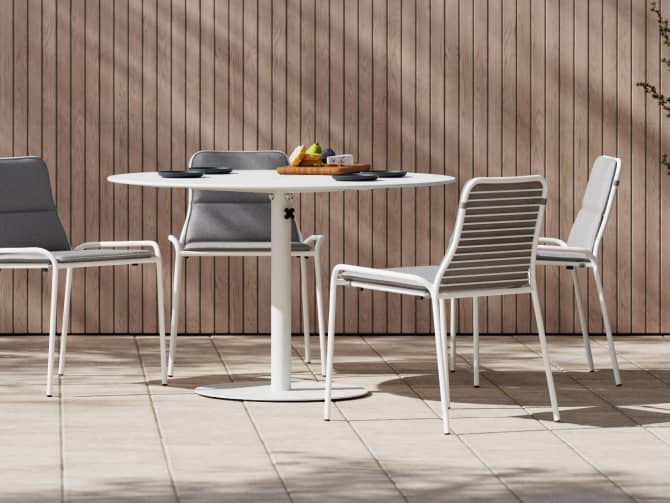 XY Round Dining Table | Neighbor